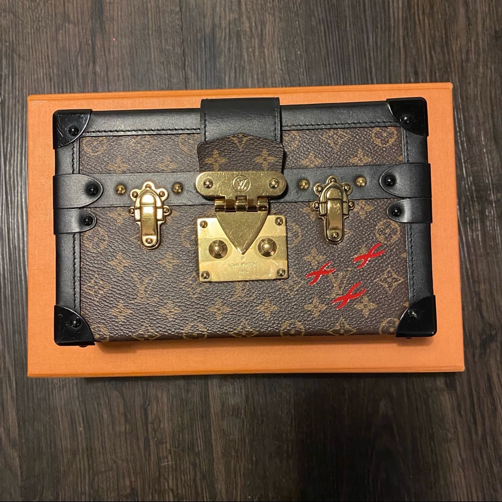 LOUISE VUITTON PETITE MALLE MONOGRAM